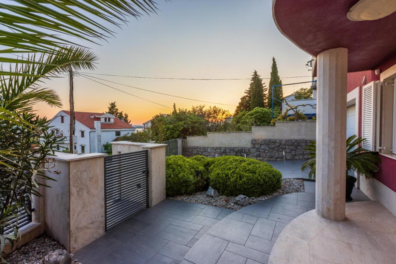 Villa M Dramalj Kültér fotó