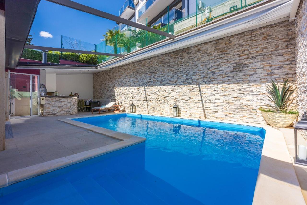 Villa M Dramalj Kültér fotó